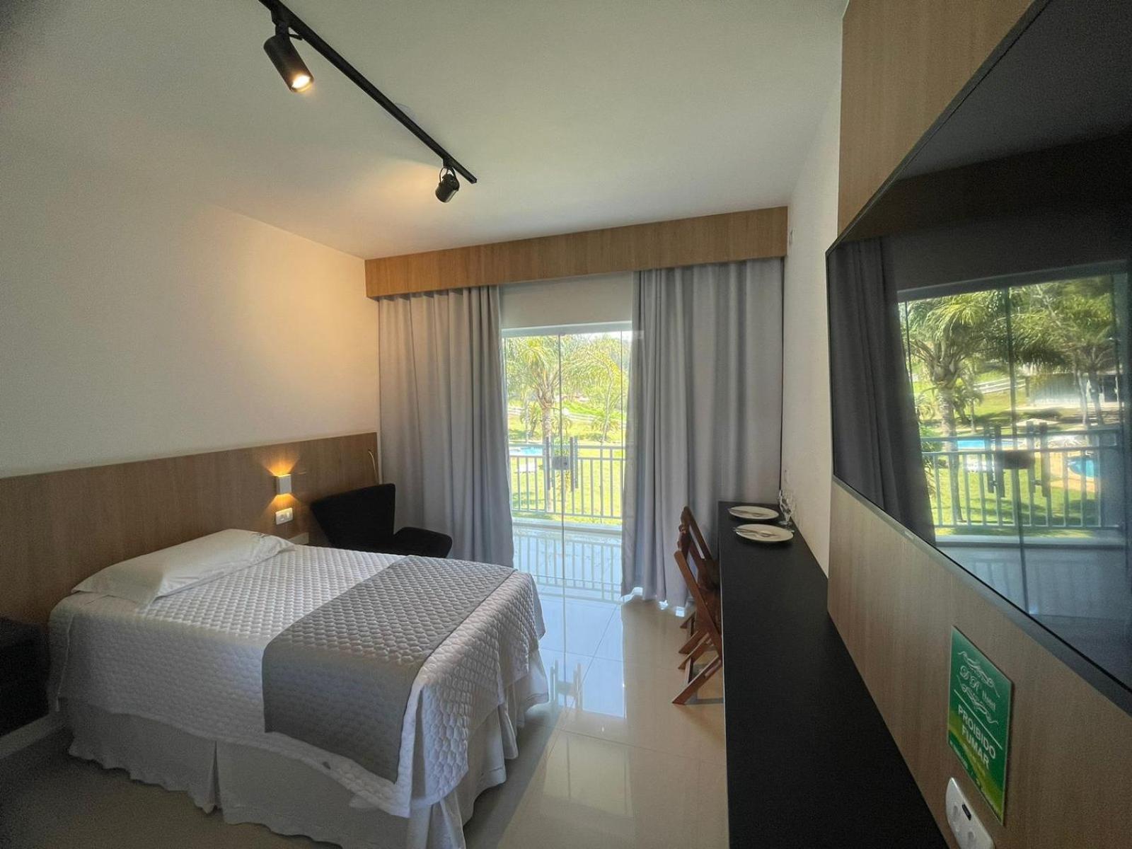 Dr Hotel Rio Branco Do Sul Eksteriør billede